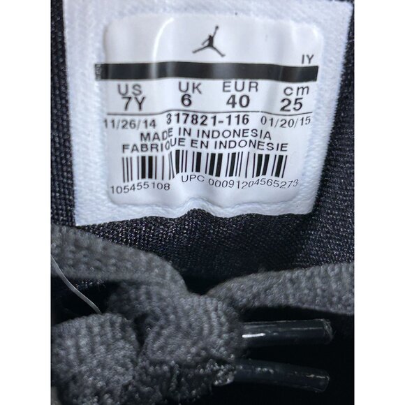 Jordan Flight 23 White Black Red Leather Athletic Shoes Womens Size 8.5 (7y) - Picture 7 of 8